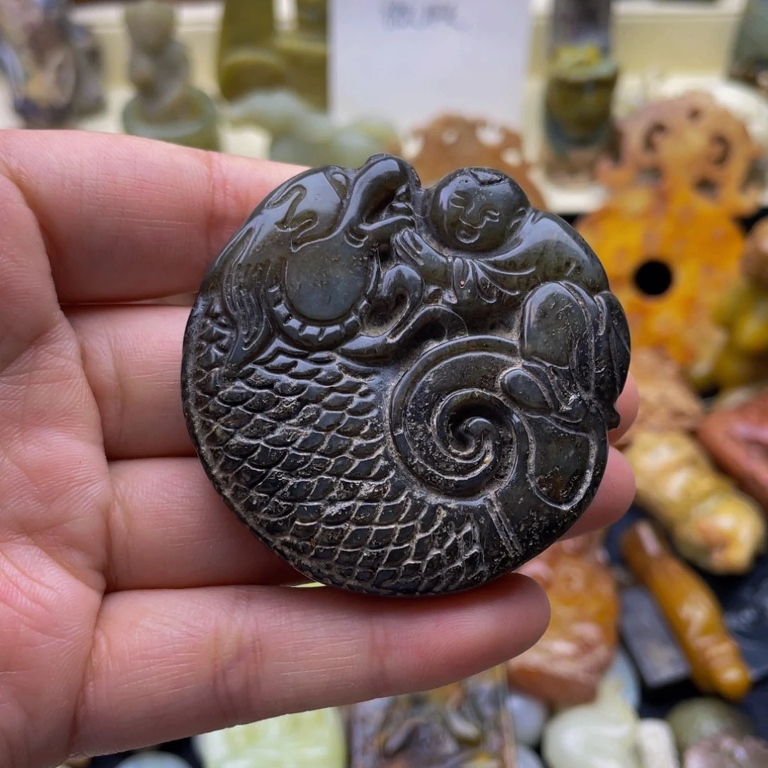 蛇纹石玉未镶嵌颈饰5