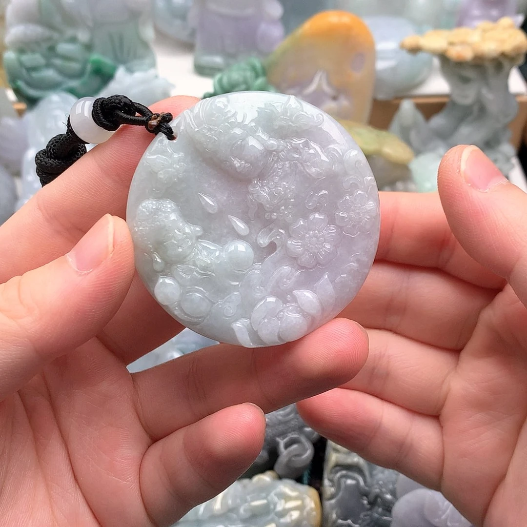 吊坠(不含链)未镶嵌翡翠