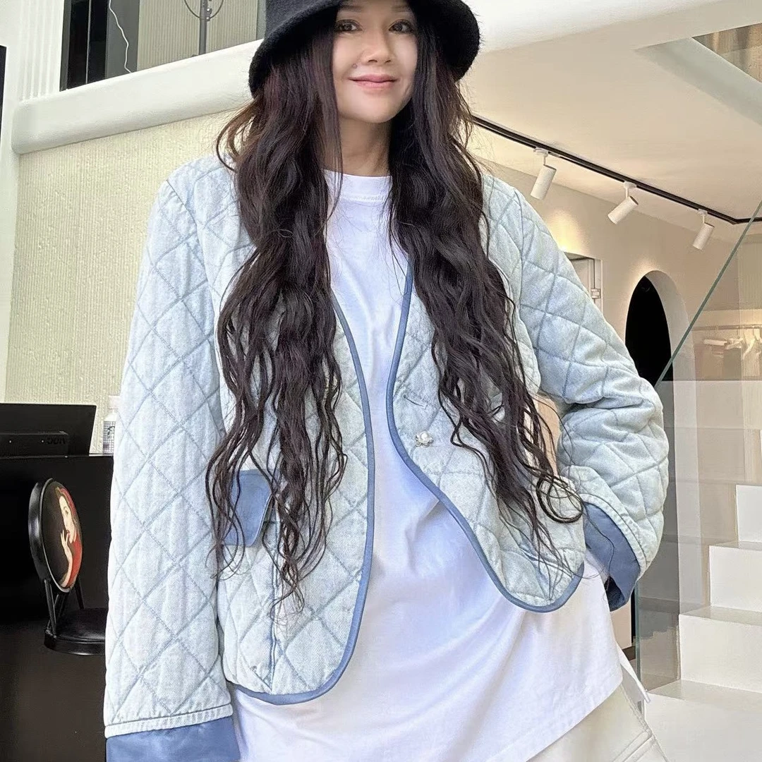 【周周家】小香风牛仔蓝时尚菱格短款百搭棉衣外套