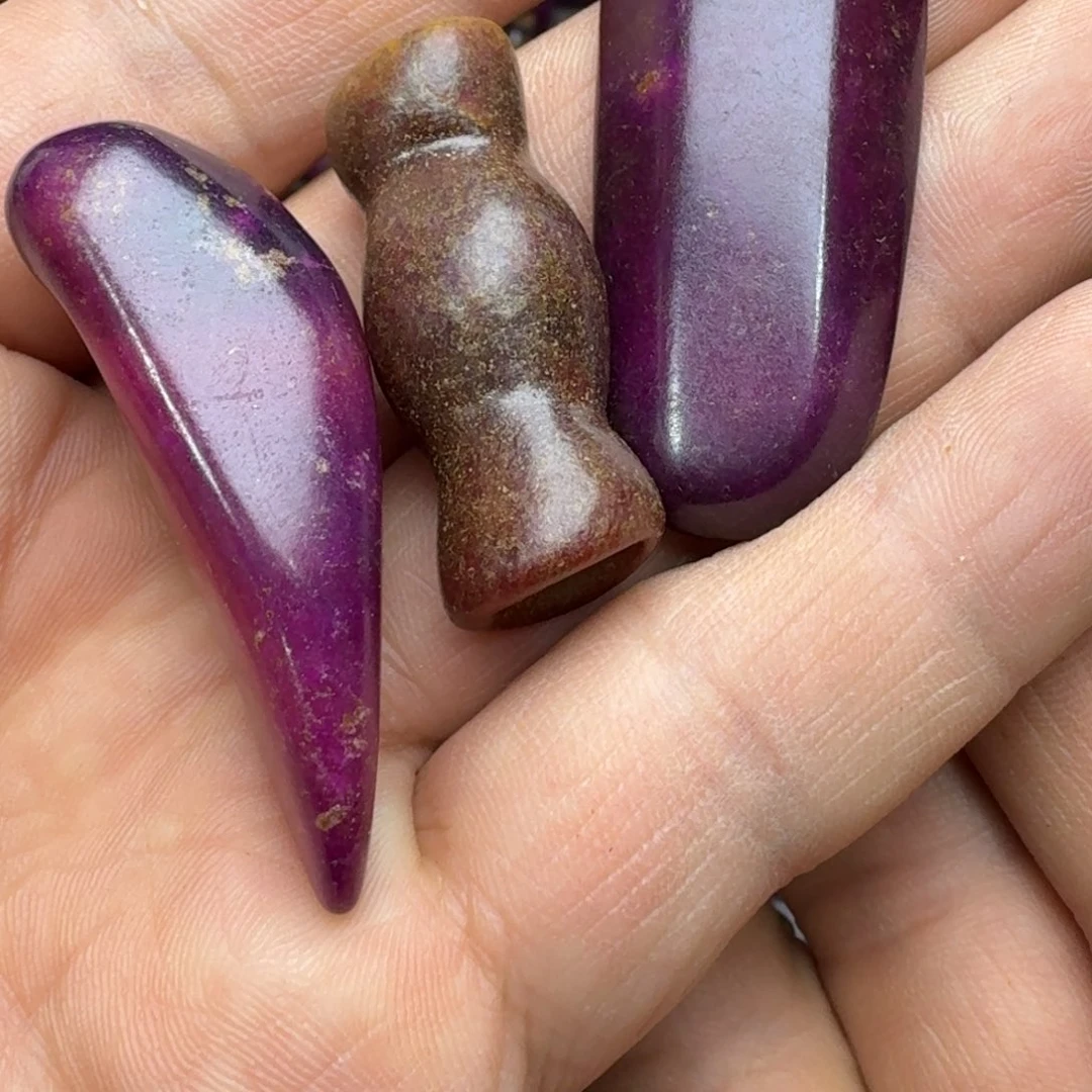 王***楼和田玉（糖玉）未镶嵌挂件