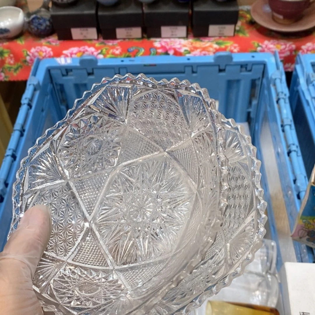 瓷片阳里呵呵哈哈哈哈哈哈