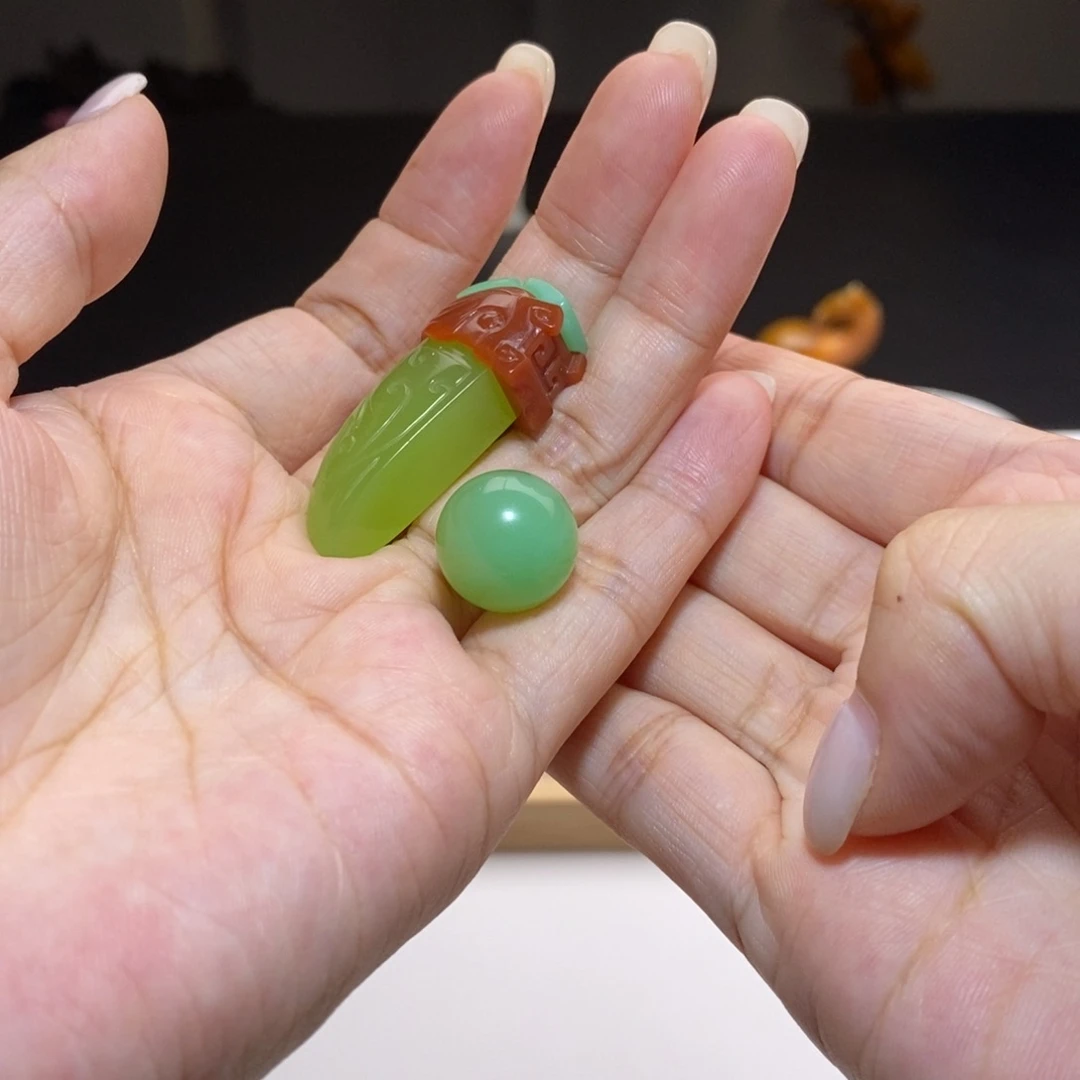 小***福石英质玉（缅黄）合金珠宝奇石2件