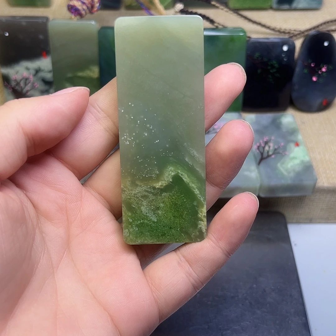 和田玉未镶嵌珠宝半成品