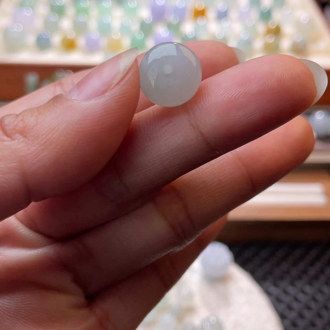 翡翠散珠白冰鼓珠11.7-7.2mm 不鉴赏