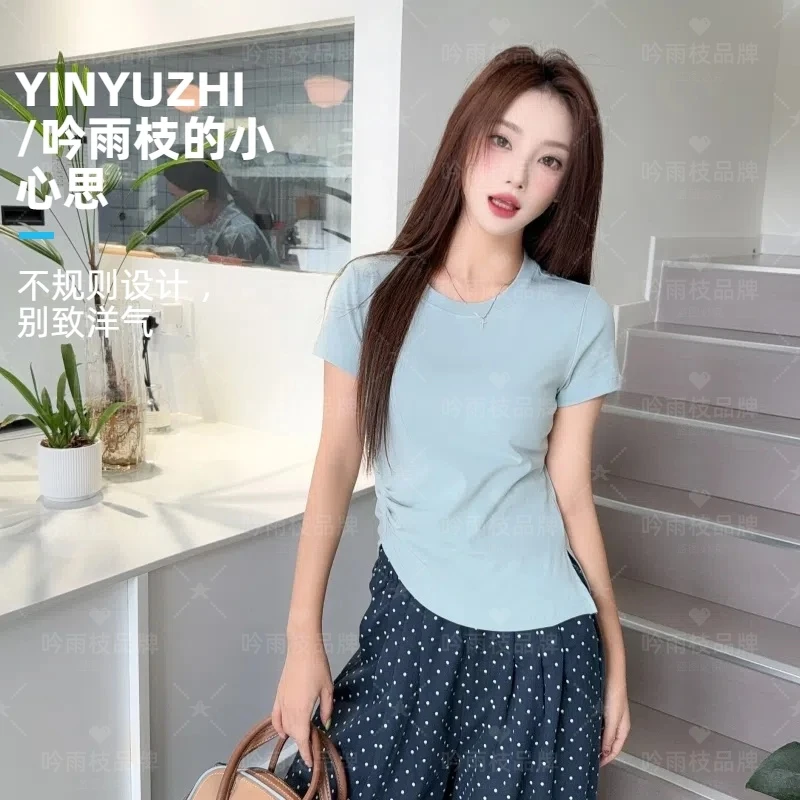 YINYUZHI/吟雨枝不规则下摆开叉捏褶正肩修身遮肉T恤洋气短袖5722