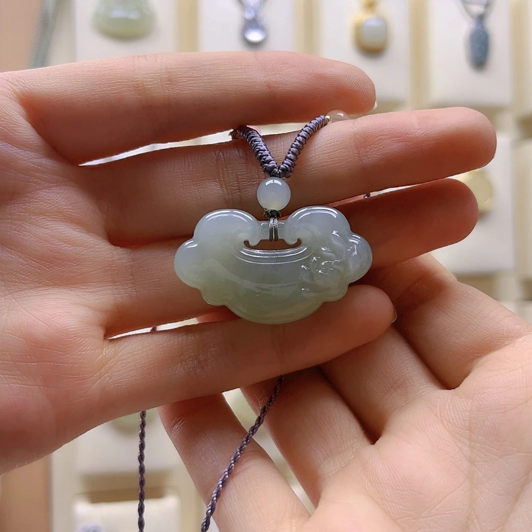 *****和田玉未镶嵌吊坠(赠链)