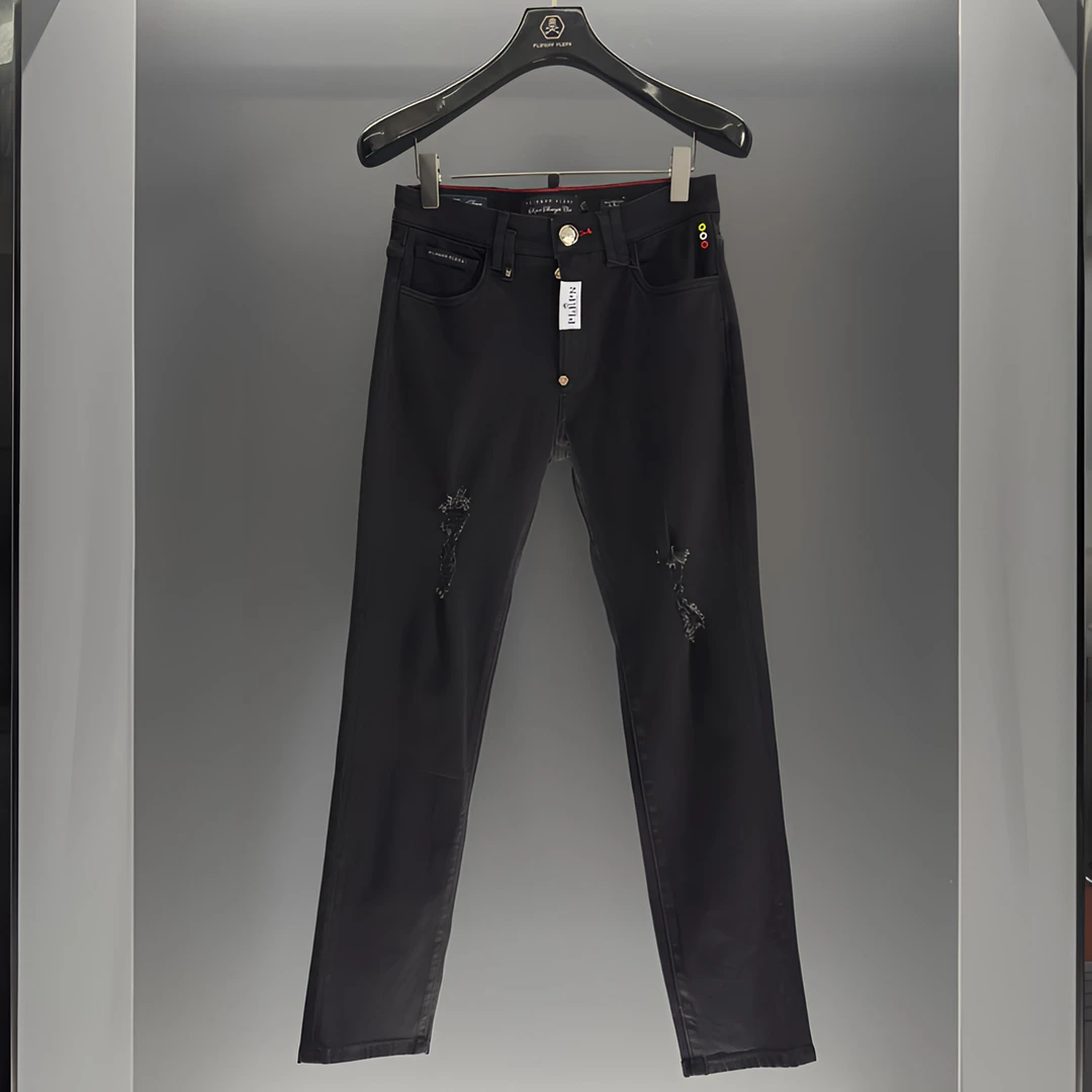 PLIPHPP PLEPN铆钉重工黑武士破洞休闲修身百搭时尚直筒牛仔裤