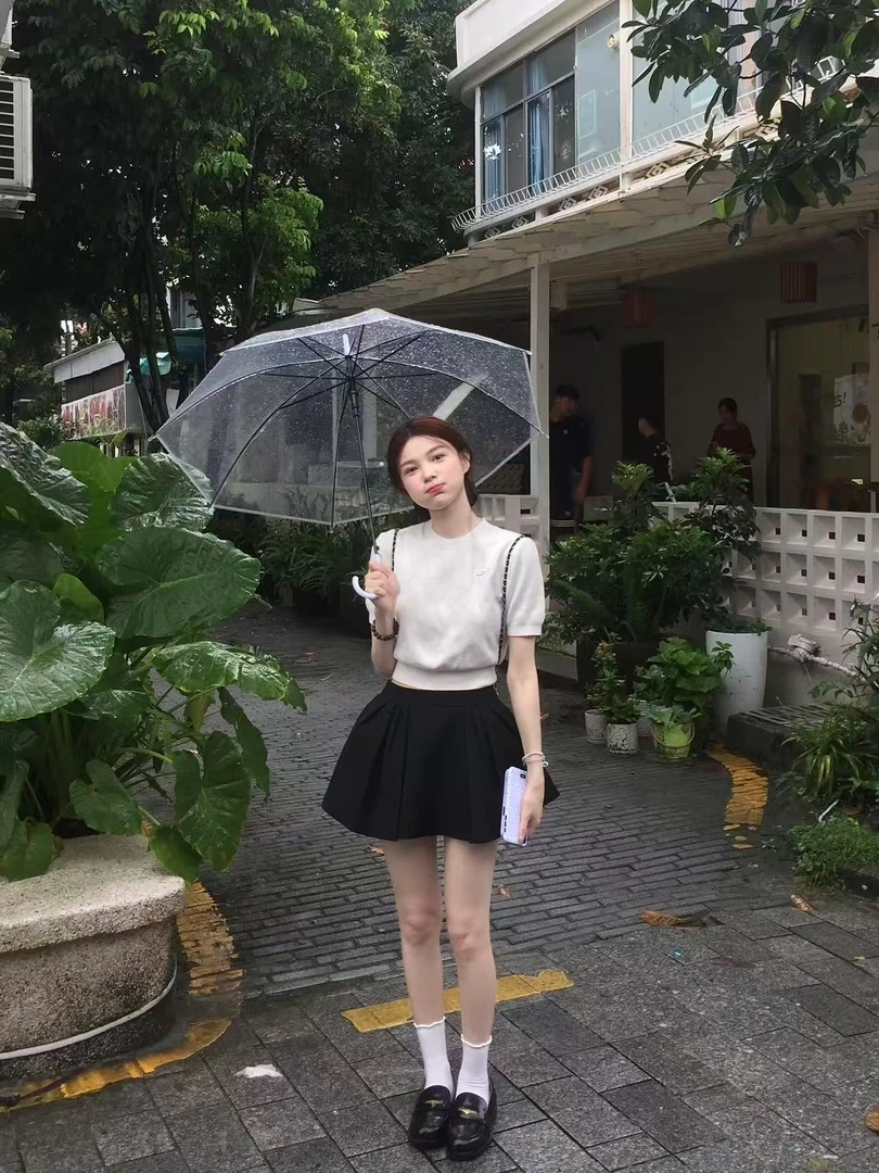 2025夏季新款立体压花短袖针织衫圆领修身短款上衣T恤女百搭半裙