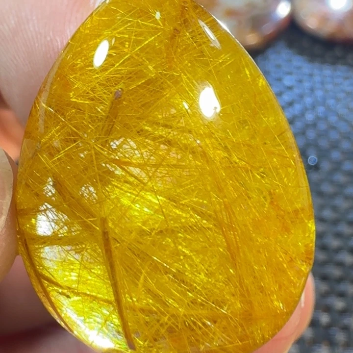 水晶吊坠(不含链)未镶嵌G****r