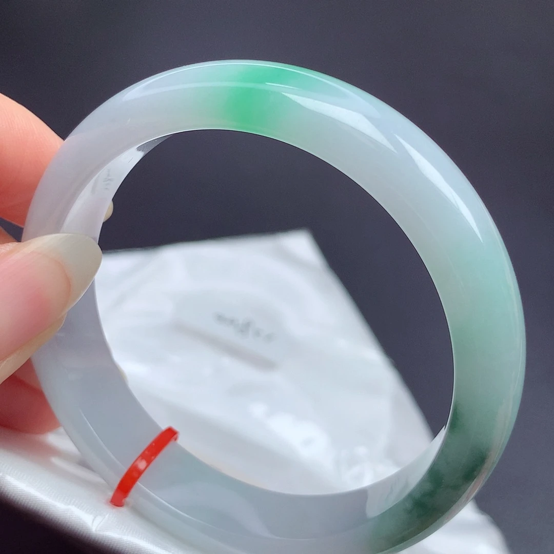 翡翠未镶嵌手镯54.6圈口