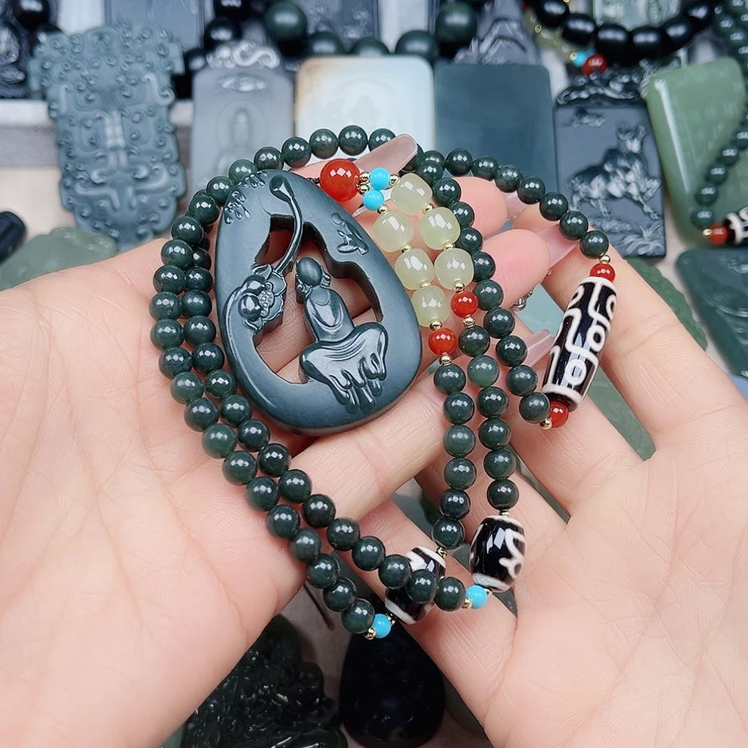 和田玉颈饰未镶嵌