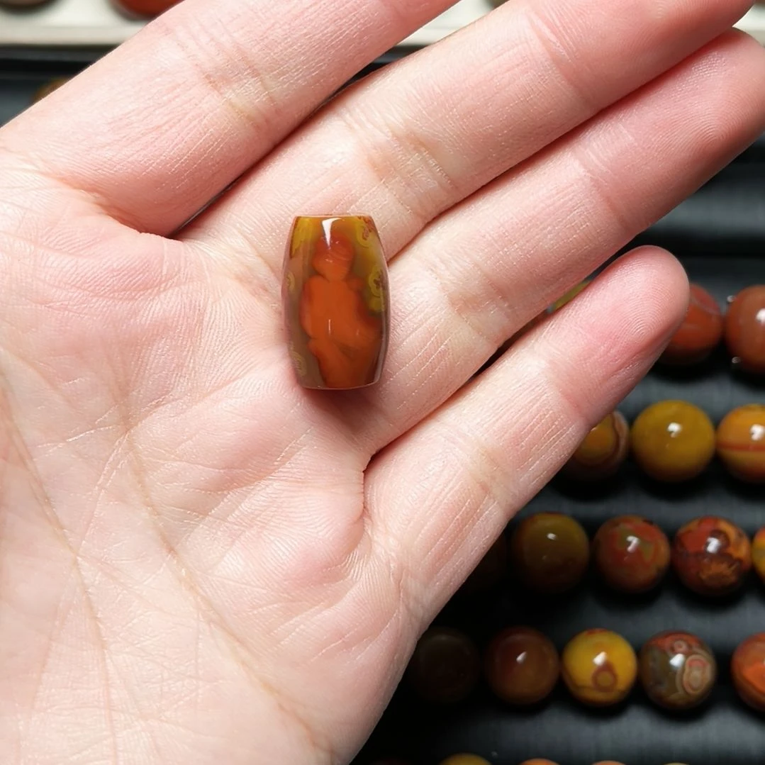 玛瑙/玉髓未镶嵌战国红玛瑙