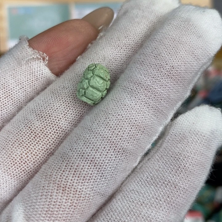 【闪购商品】琥珀珠宝奇石未镶嵌吃****白