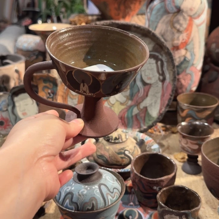 手工制作各种精美陶瓷
