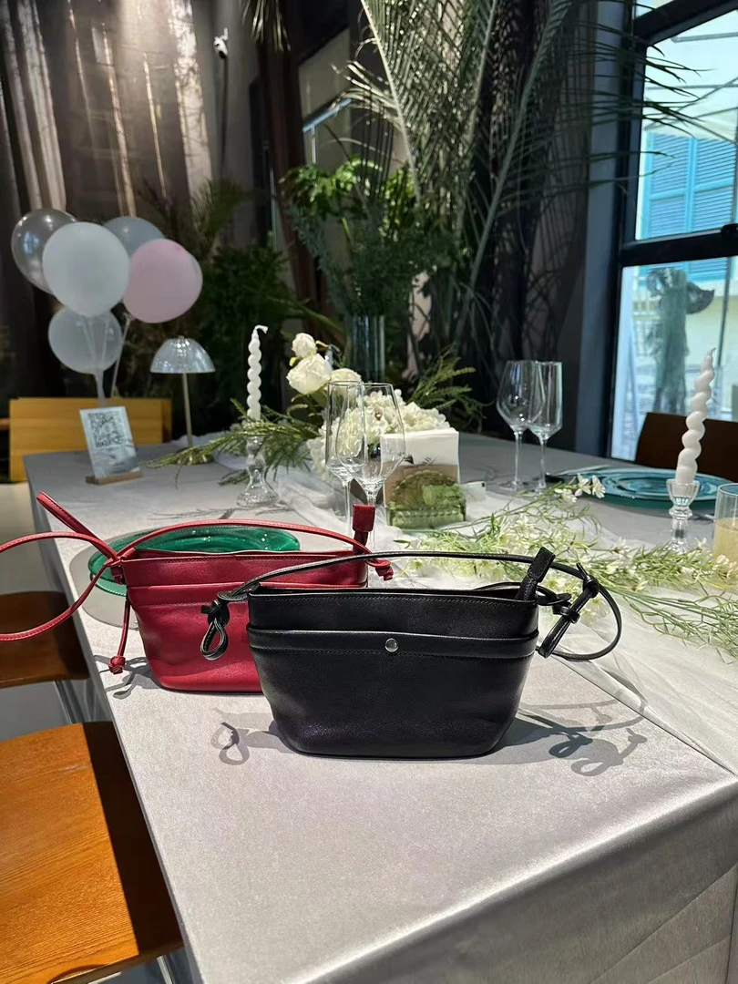 【慕懿时袋】2025新款韩版简约百搭大容量单肩斜挎小方包543