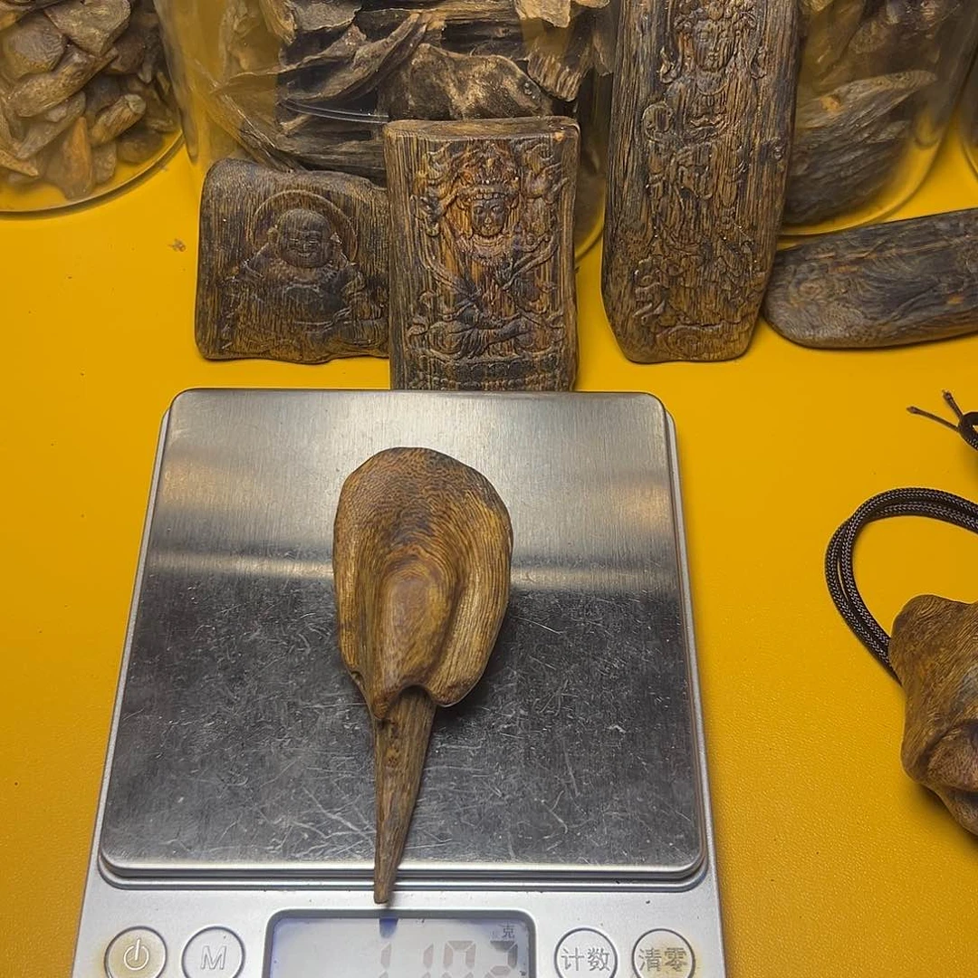 树脂制品某*原木树包头留疤老料11克