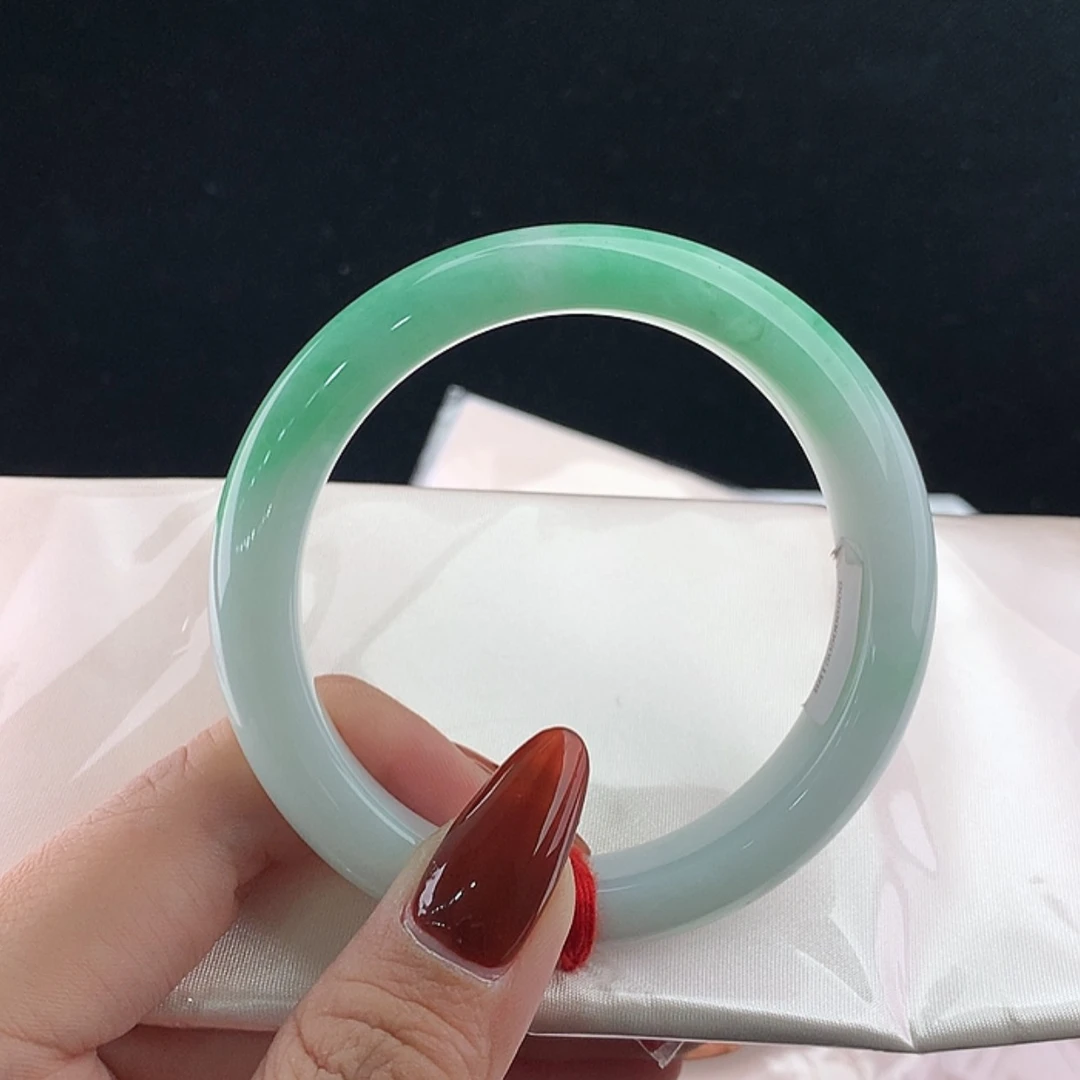 【闪购商品】未镶嵌手镯翡翠正57.7