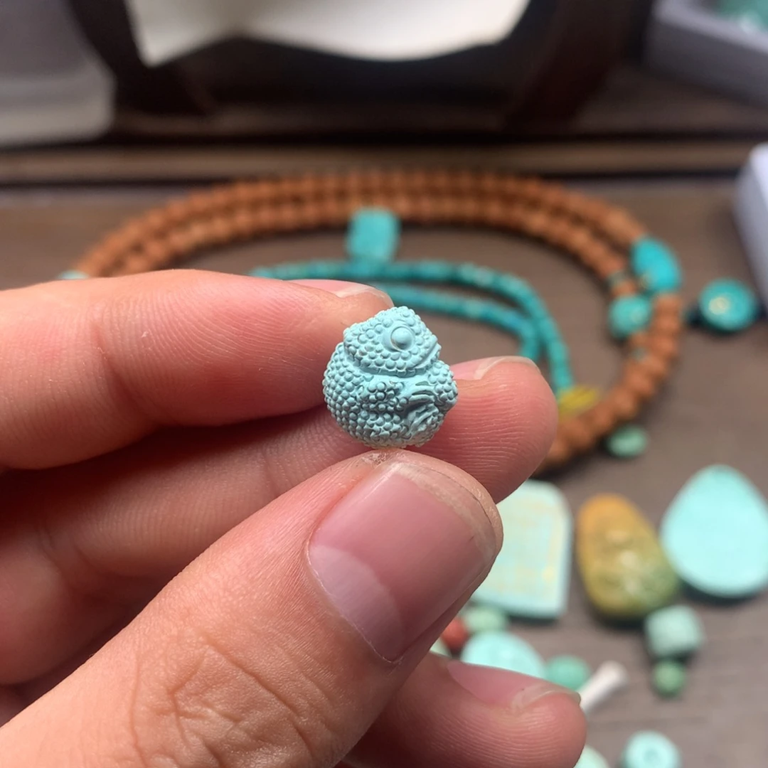 绿松石未镶嵌雕刻