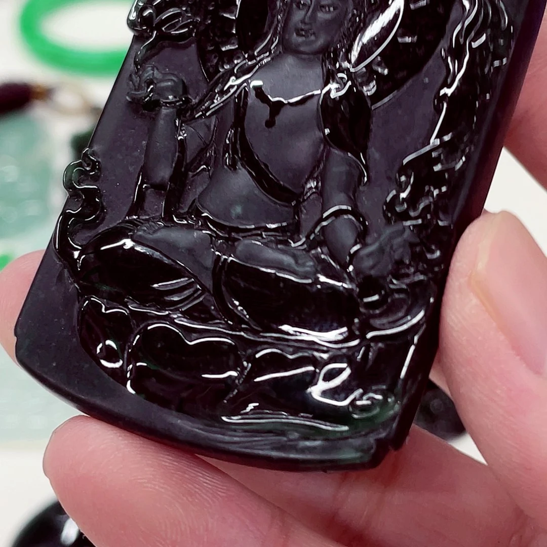 翡翠未镶嵌颈饰先鉴后发一物一证