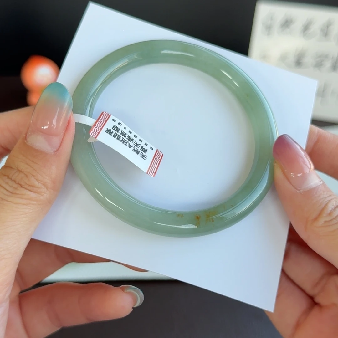 翡翠未镶嵌手镯2号 56.5