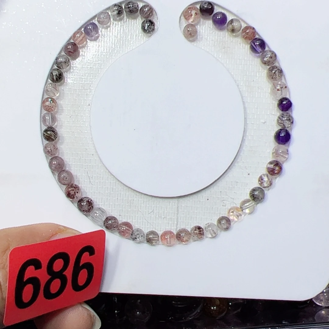 水晶颈饰未镶嵌流****?天然水晶