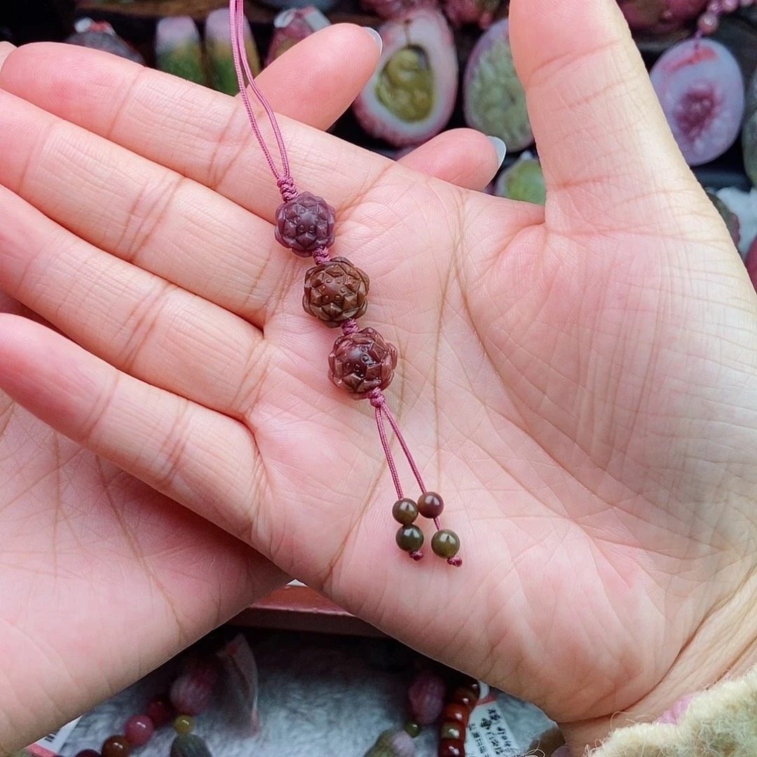 未镶嵌石英质玉（盐源）珠宝半成品