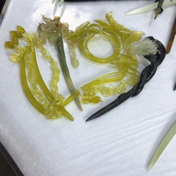 定制蛇纹石玉?***鸾毛货发饰