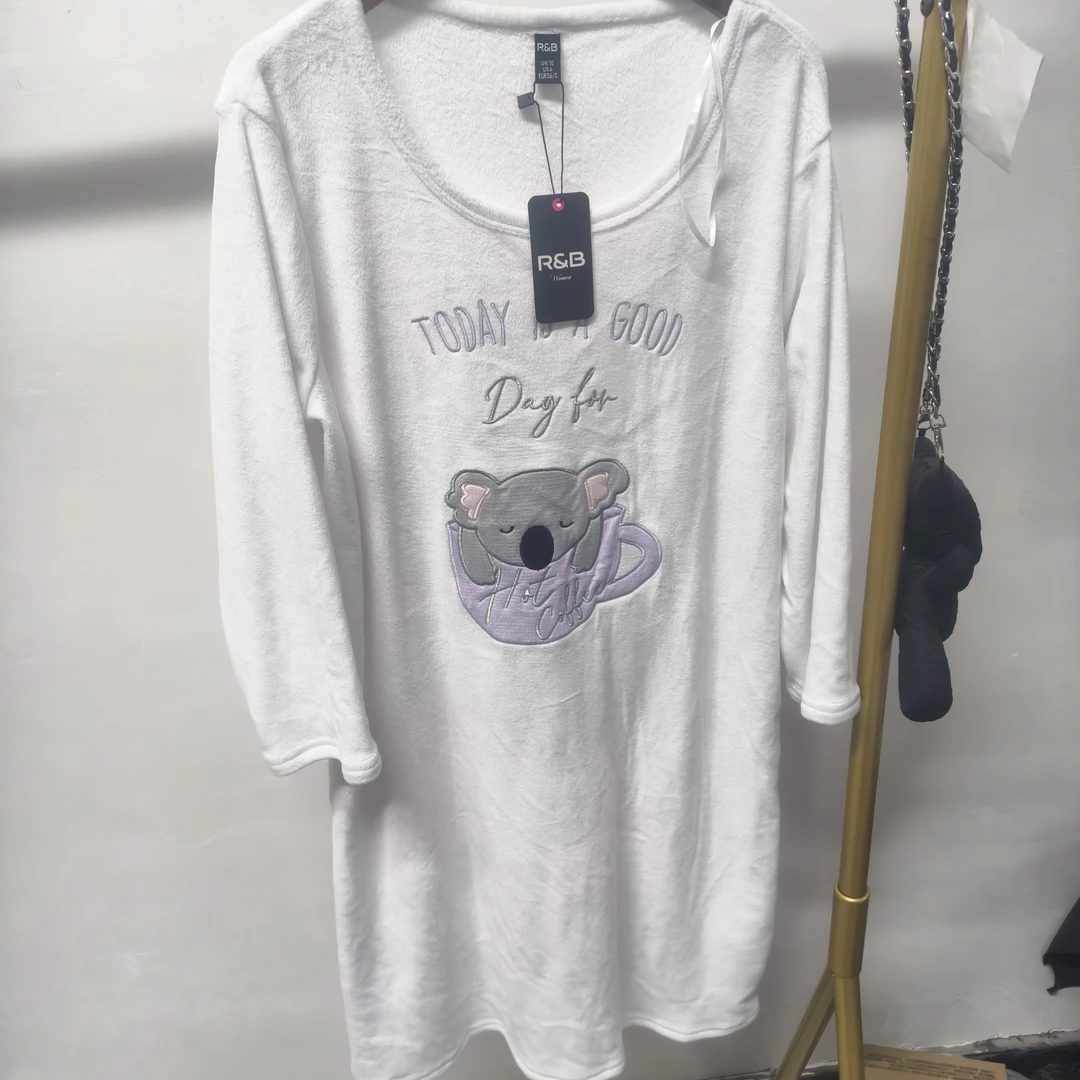 18-16白色家具裙