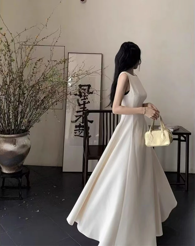 仟禾家时尚春夏新款百搭显瘦气质纯欲时尚女装