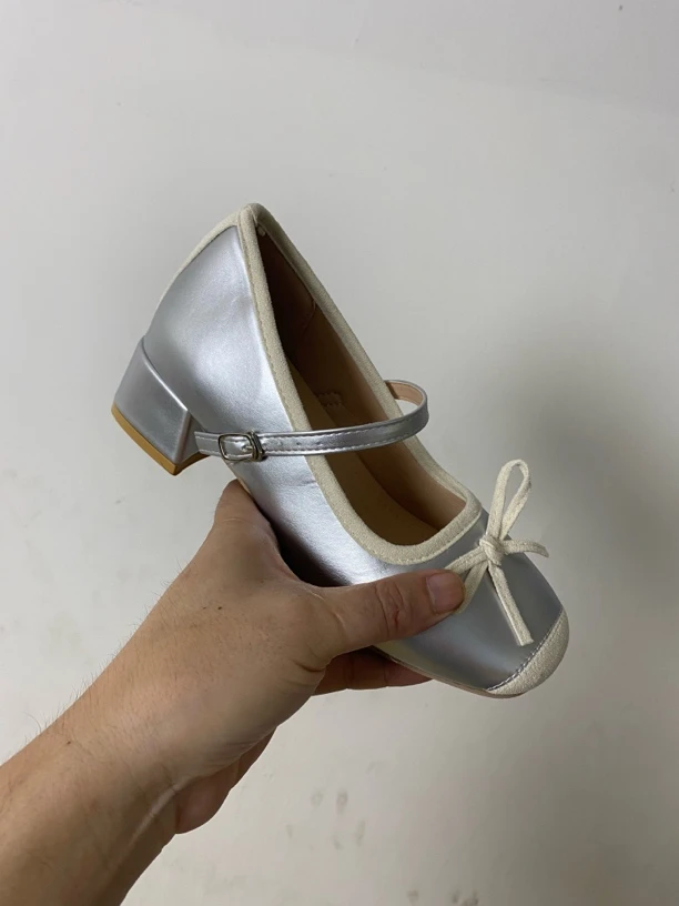 19999女鞋叫到名字去拍抢拍不发货（完美主义者勿拍）