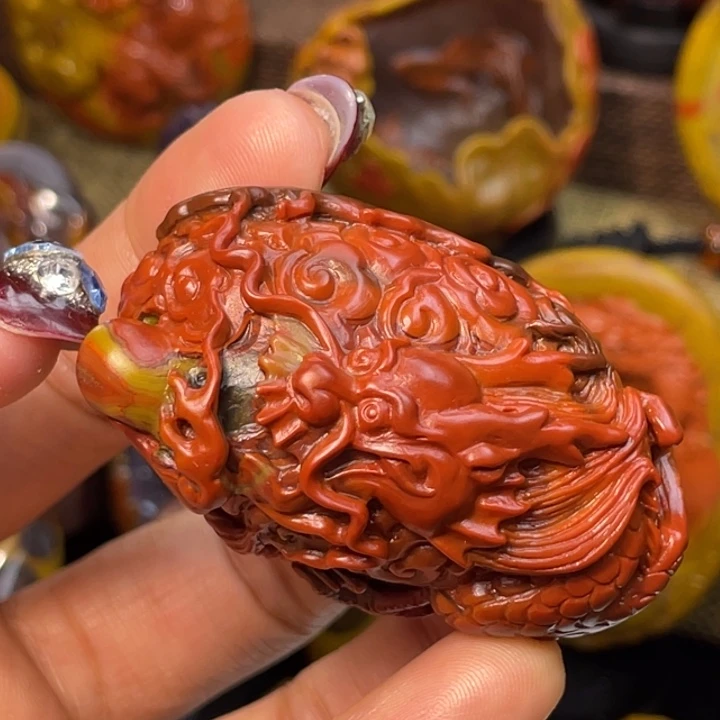 玛瑙/玉髓未镶嵌珠宝奇石鸽血红龙戏珠3600