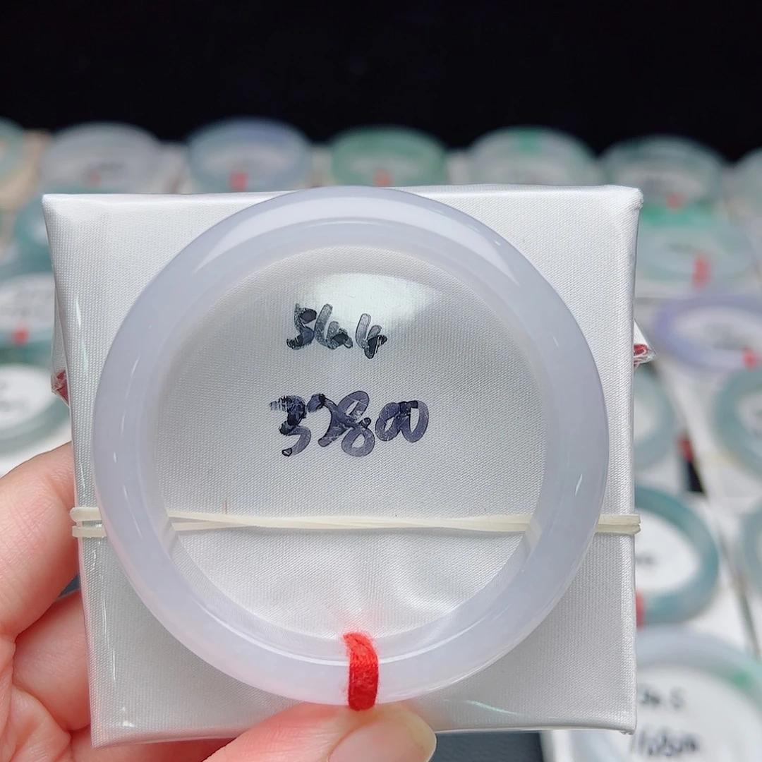 未镶嵌手镯翡翠正圈