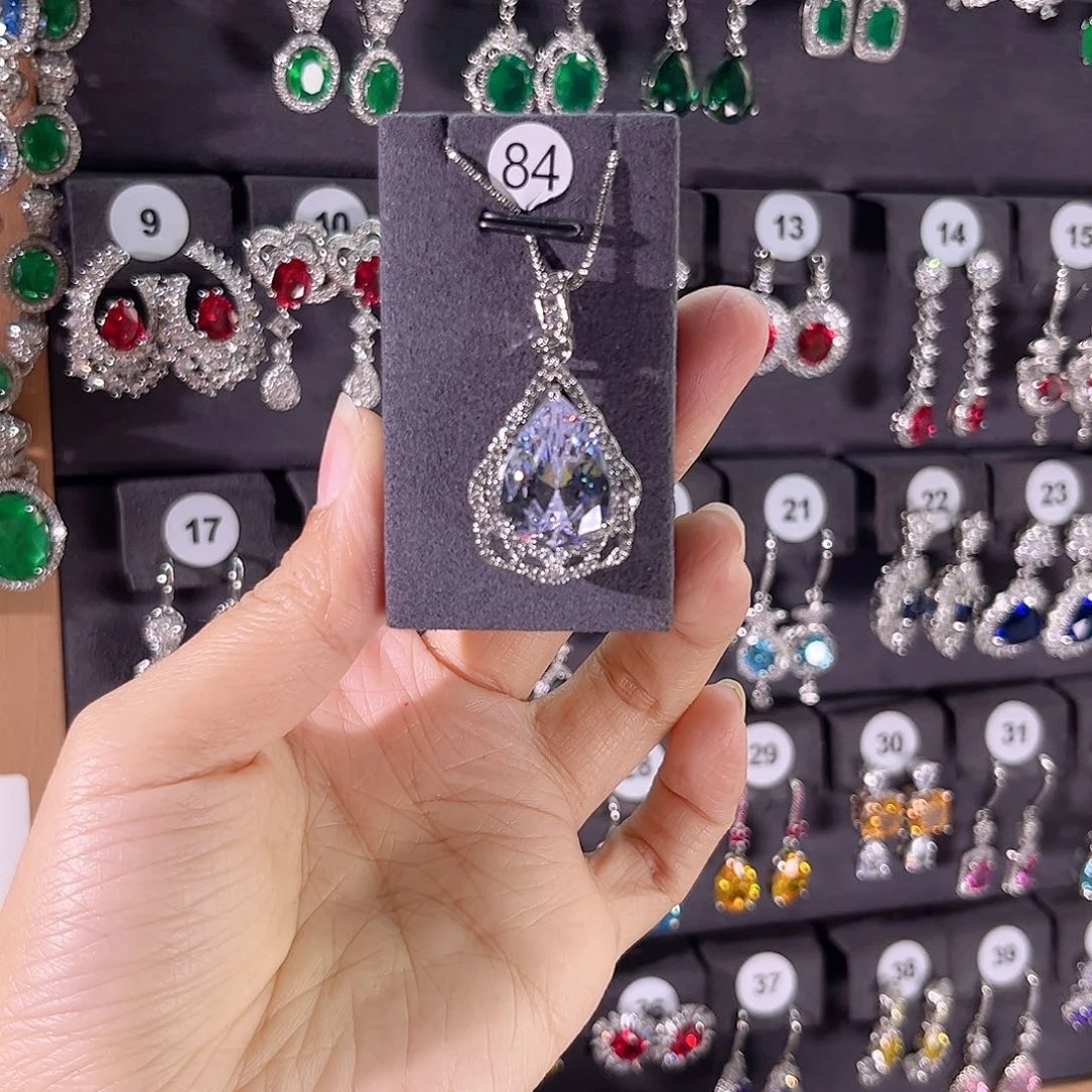 颈饰蓝宝石银S925镶嵌