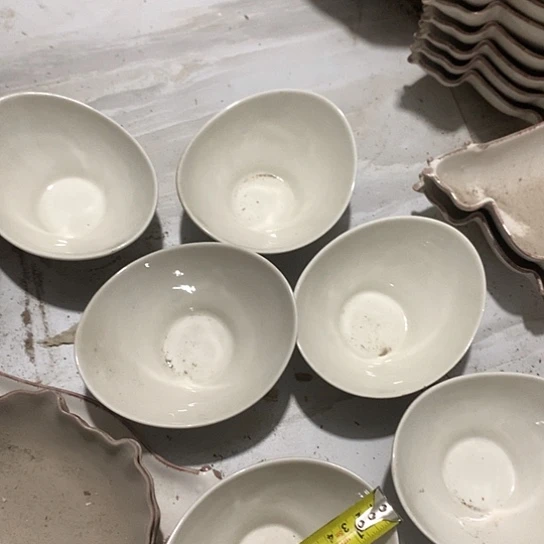 紫砂陶瓷材料研究中心