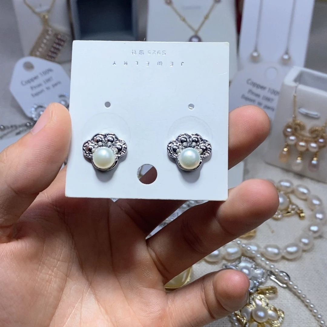 未镶嵌淡水珍珠耳饰