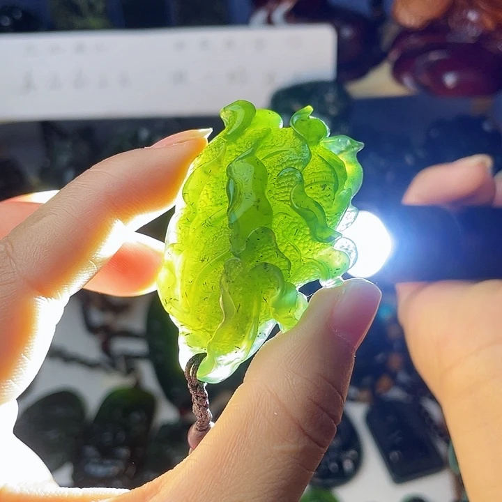 未镶嵌蛇纹石玉颈饰泰山玉百财