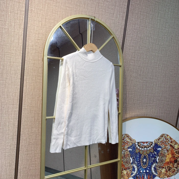 BS623孕妇白色针织衫90-140