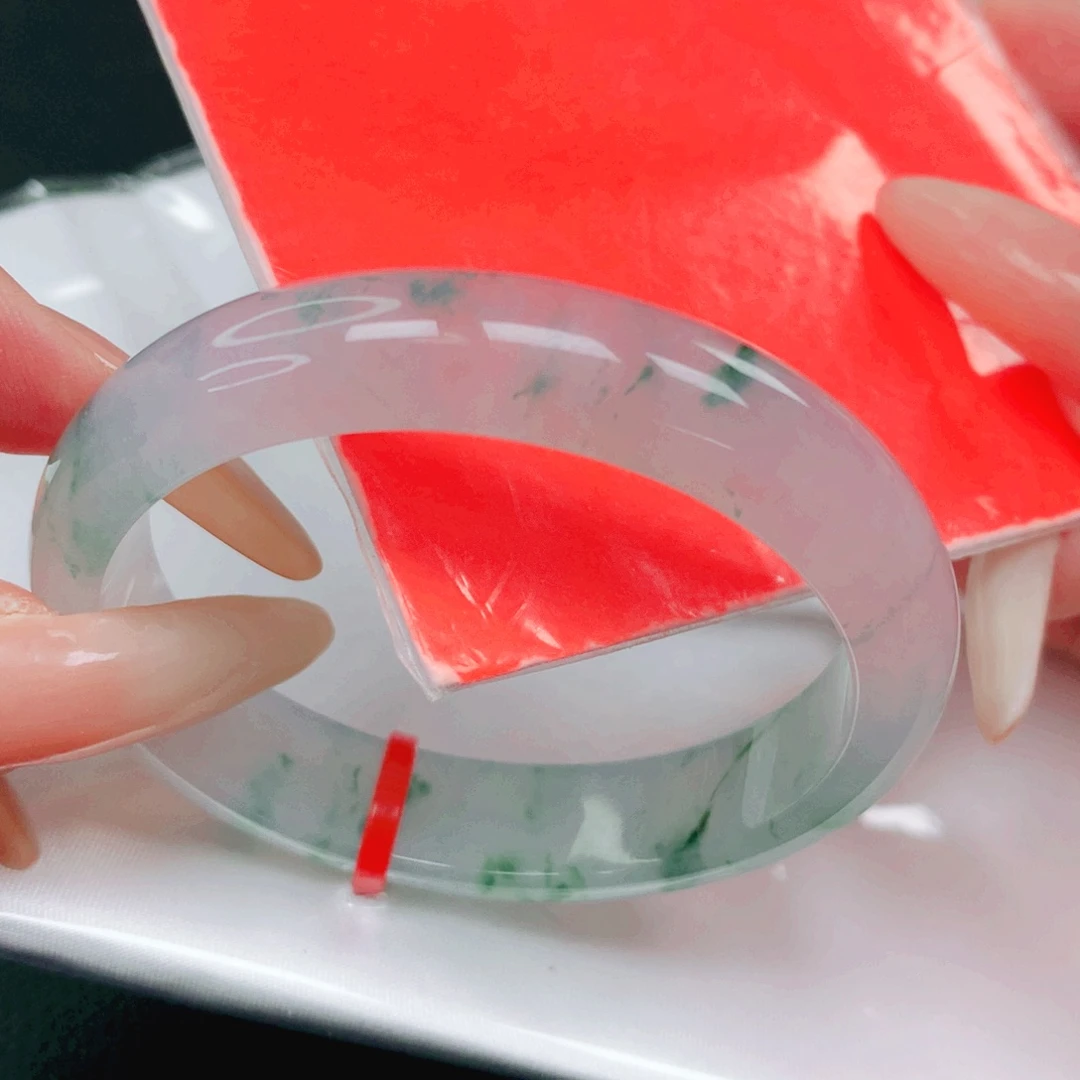 翡翠未镶嵌手镯53贵