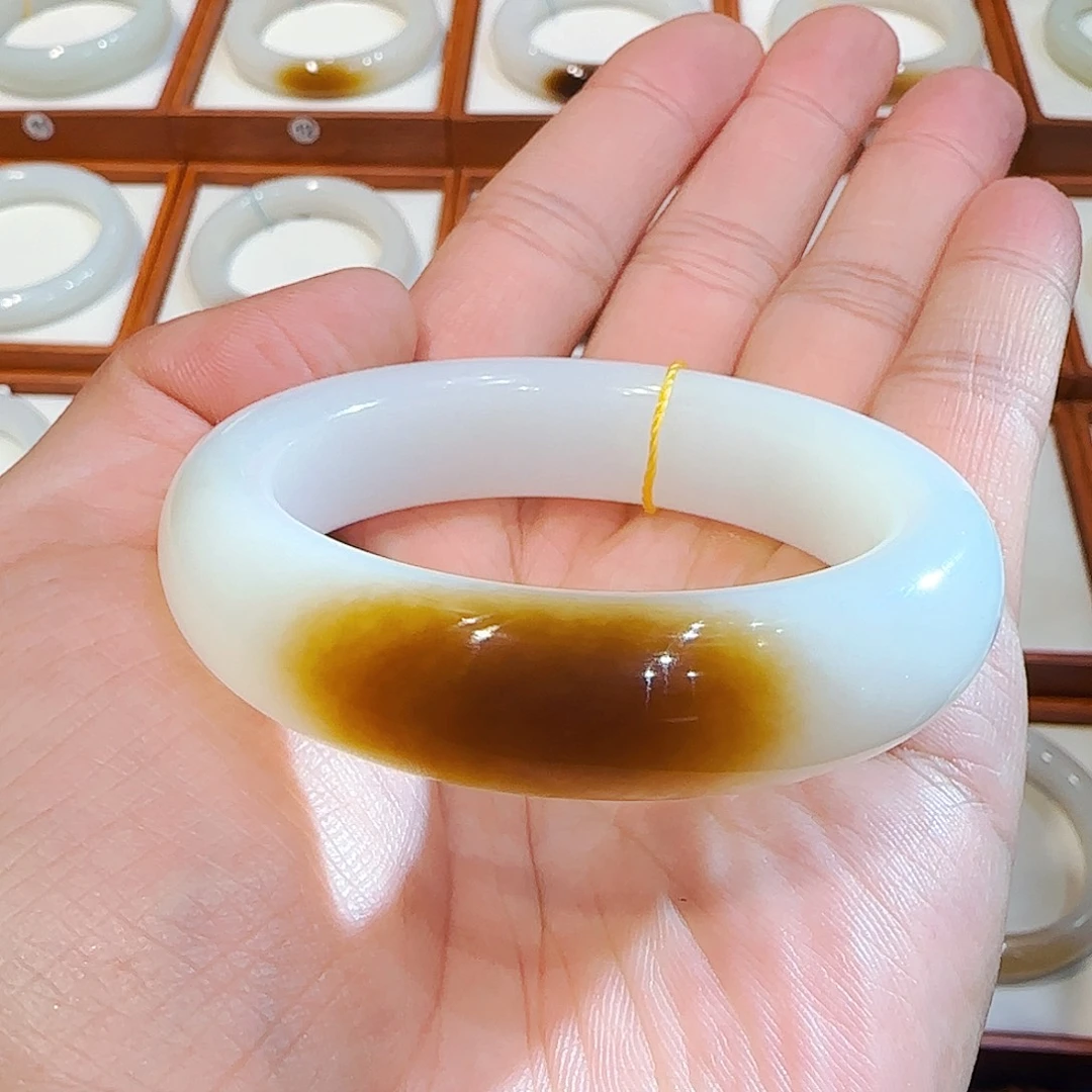 和田玉未镶嵌手镯且末传承级一口糖51 52 53