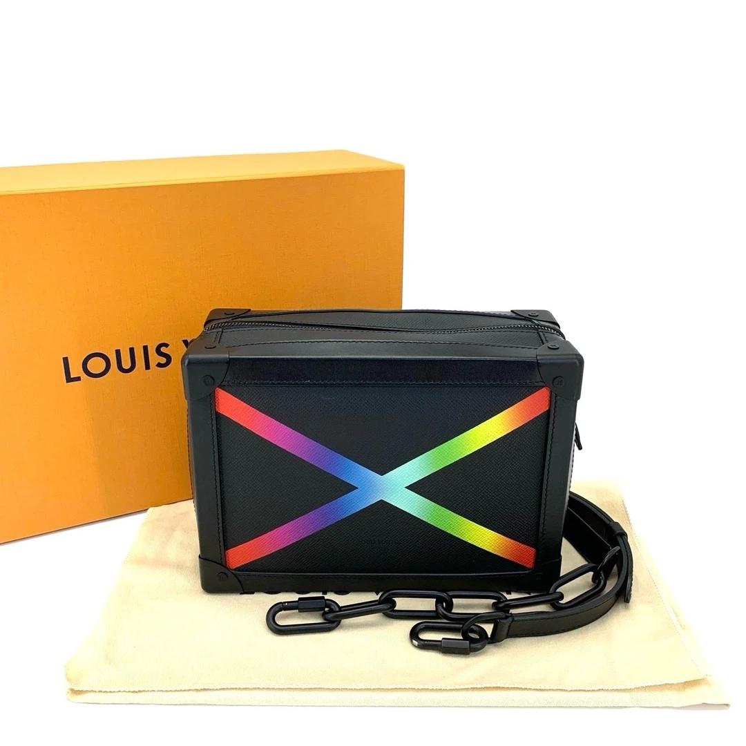 99新 LouisVuitton/路易威登 Soft Trunk彩虹软盒子斜挎包  25/18