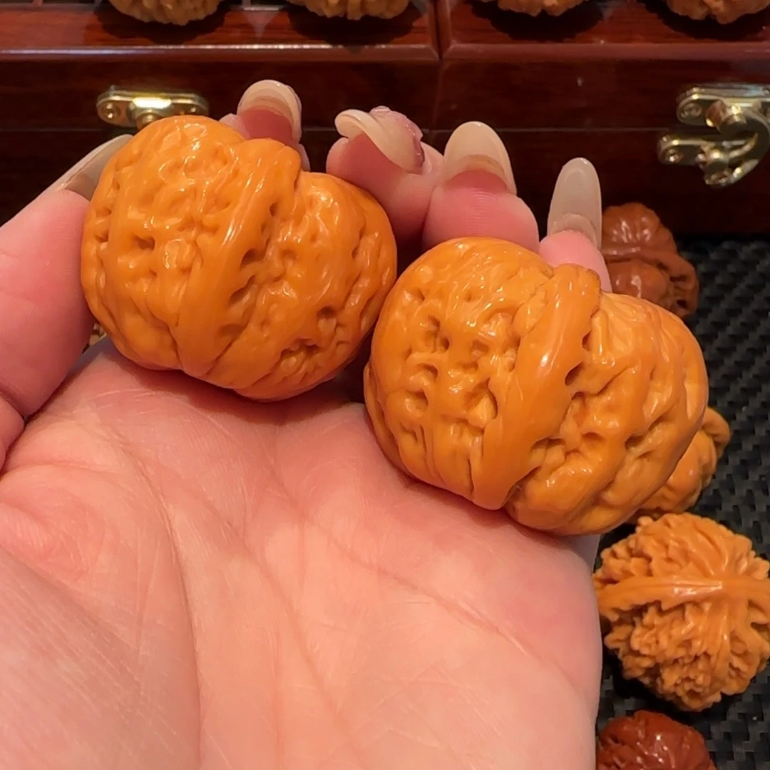 文玩核桃吊坠元宝37精品2700