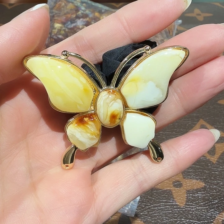 定制琥珀未镶嵌蜜蜡