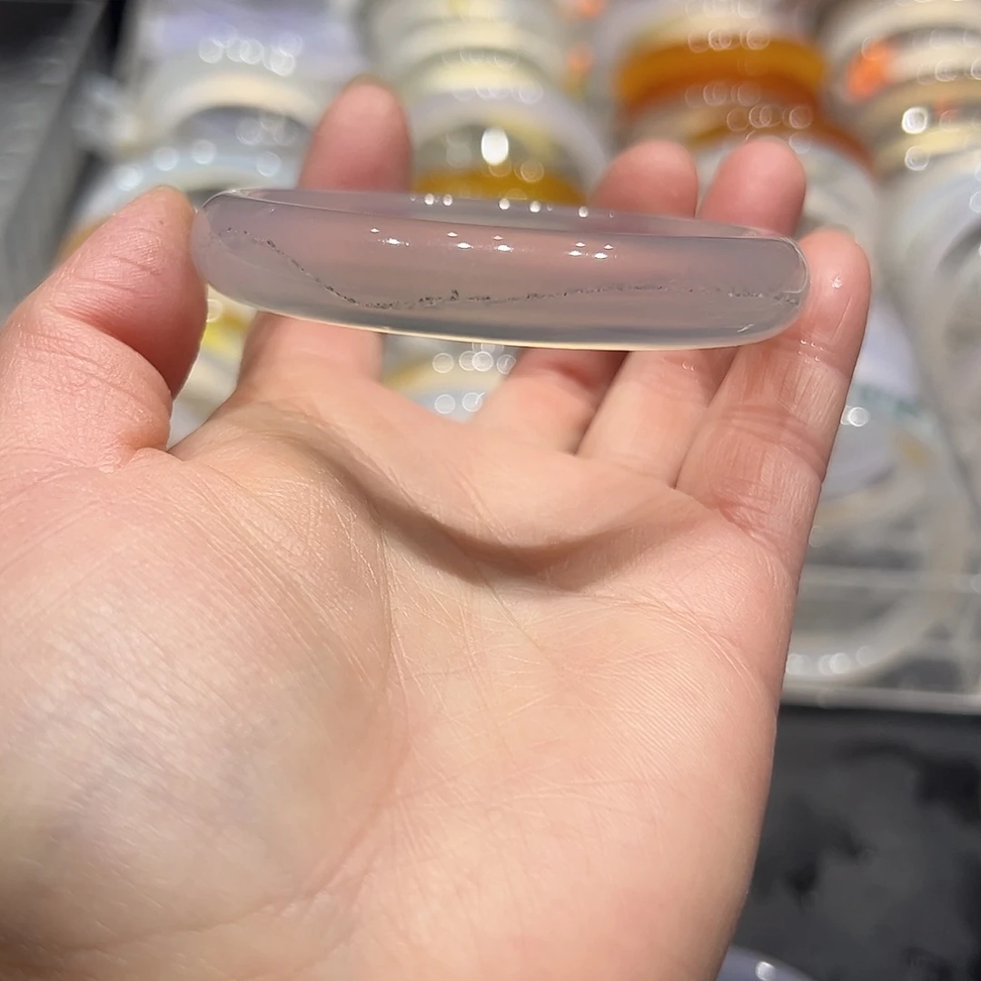 暴****玛瑙/玉髓未镶嵌手镯