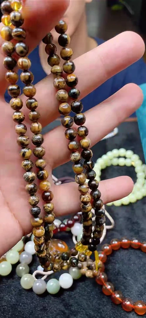 79934T28-3A13-抚顺干白花根珀项链-108颗-多样性/发一件