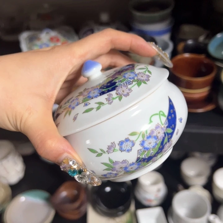 盖碗瓷器直播放漏中