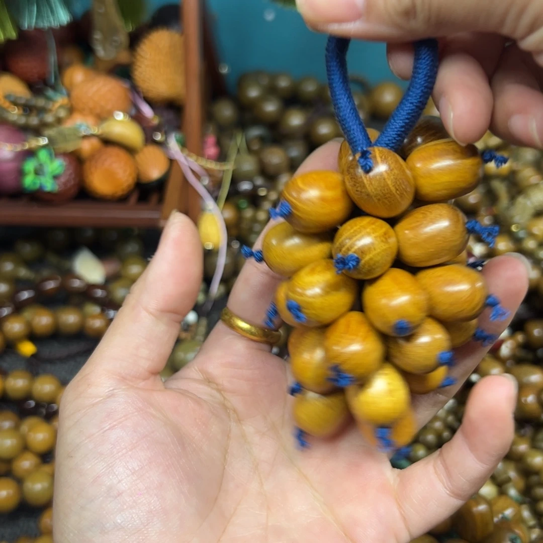 无事牌维腊木（绿檀）