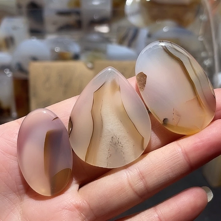 玛瑙/玉髓未镶嵌颈饰