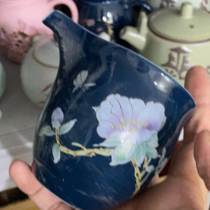 陶瓷艺术品及陶瓷壶