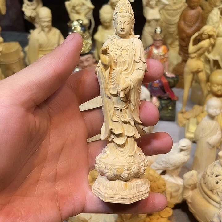 黄杨木瑕疵净瓶观音