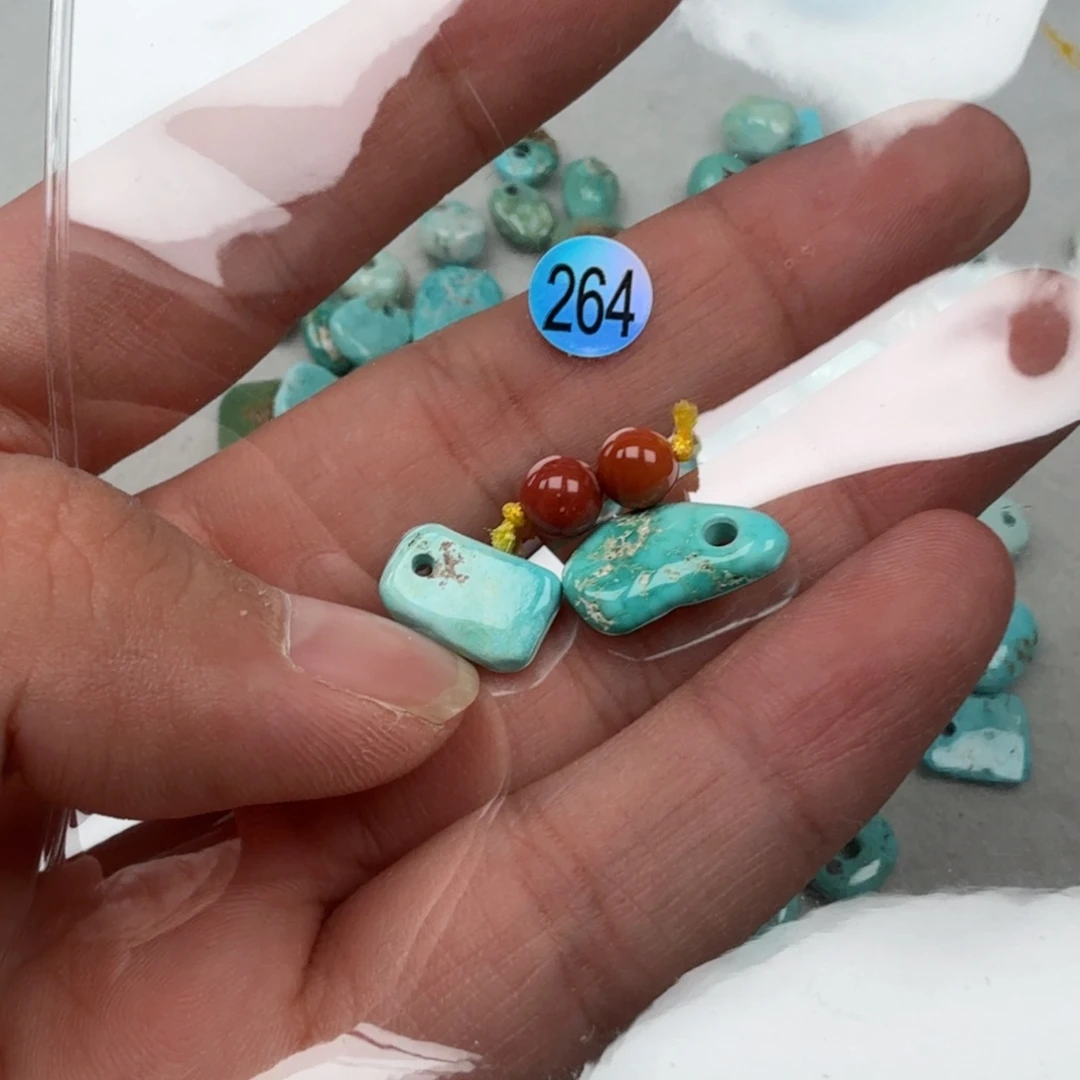 南红玛瑙未镶嵌珠宝奇石